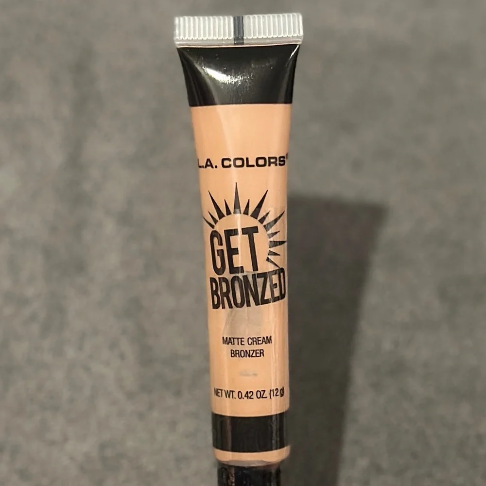 L.A. Colors Sunlit Get Bronzed Matte Cream Bronzer- perfect for fair/light